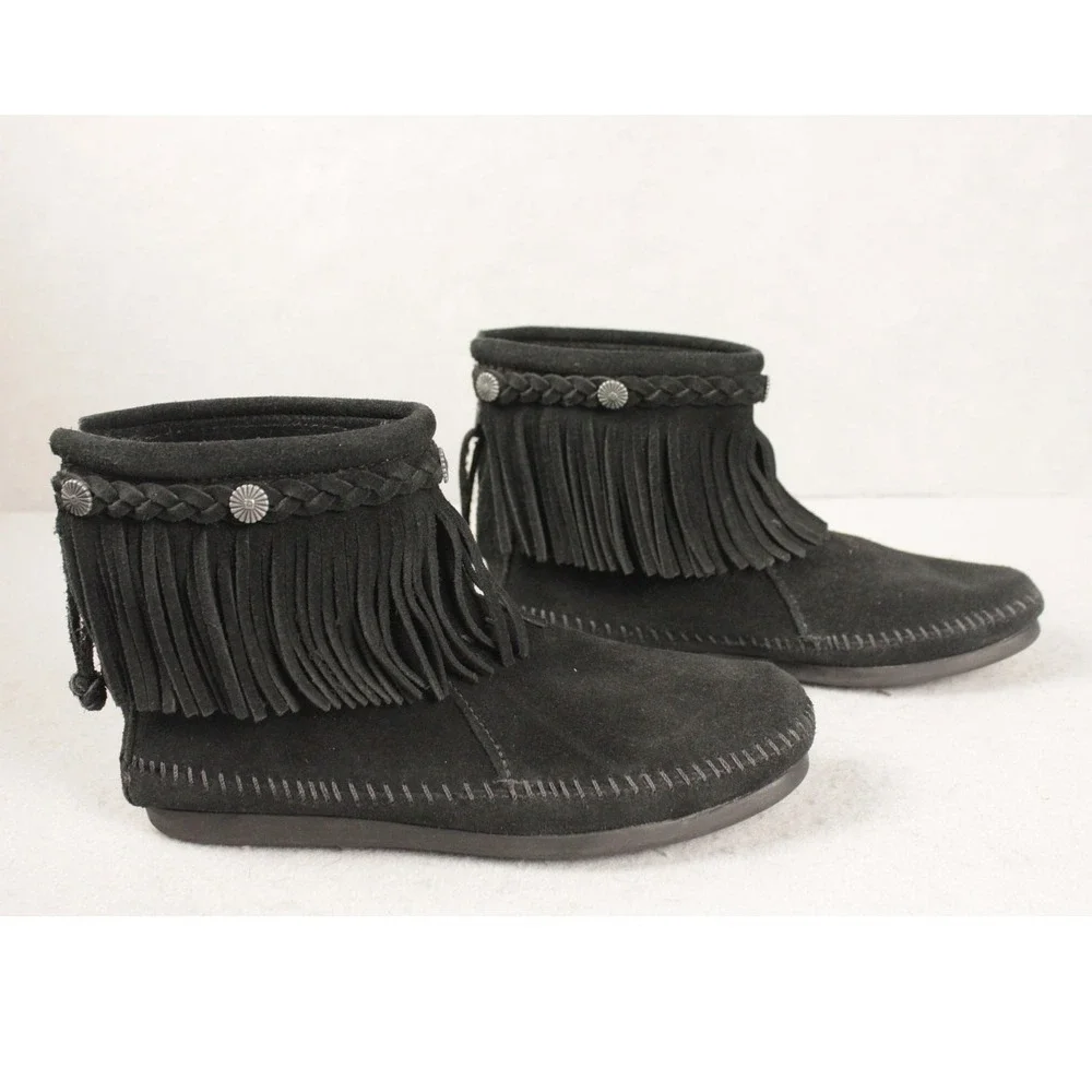 Minnetonka 299 Black Suede Back Zip Fringe Ankle Boots Womens 8‎ Concho Boho